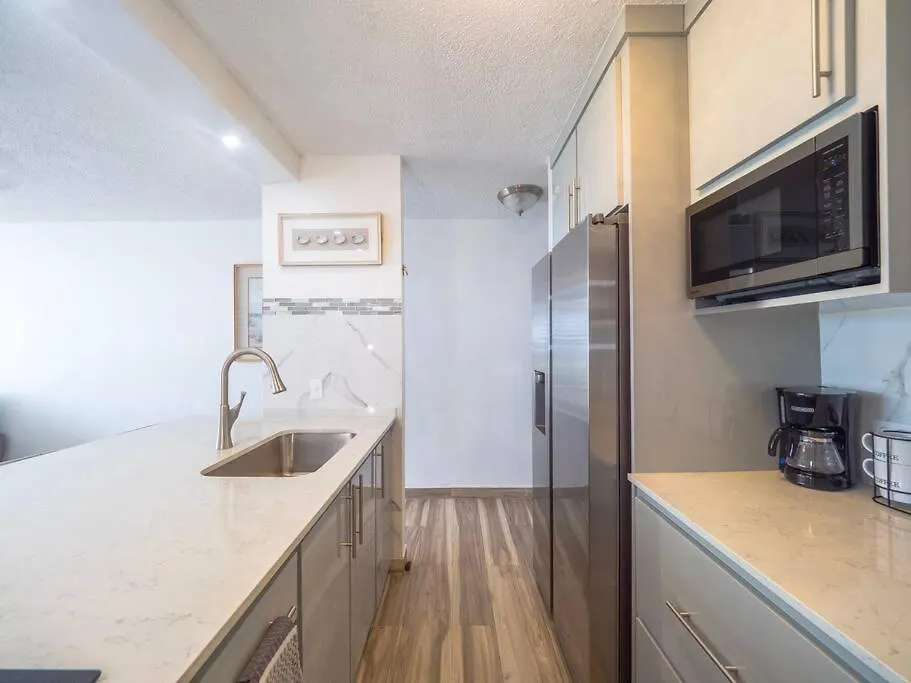 Steps To Beach, Ocean View, Pool Luquillo Apartment