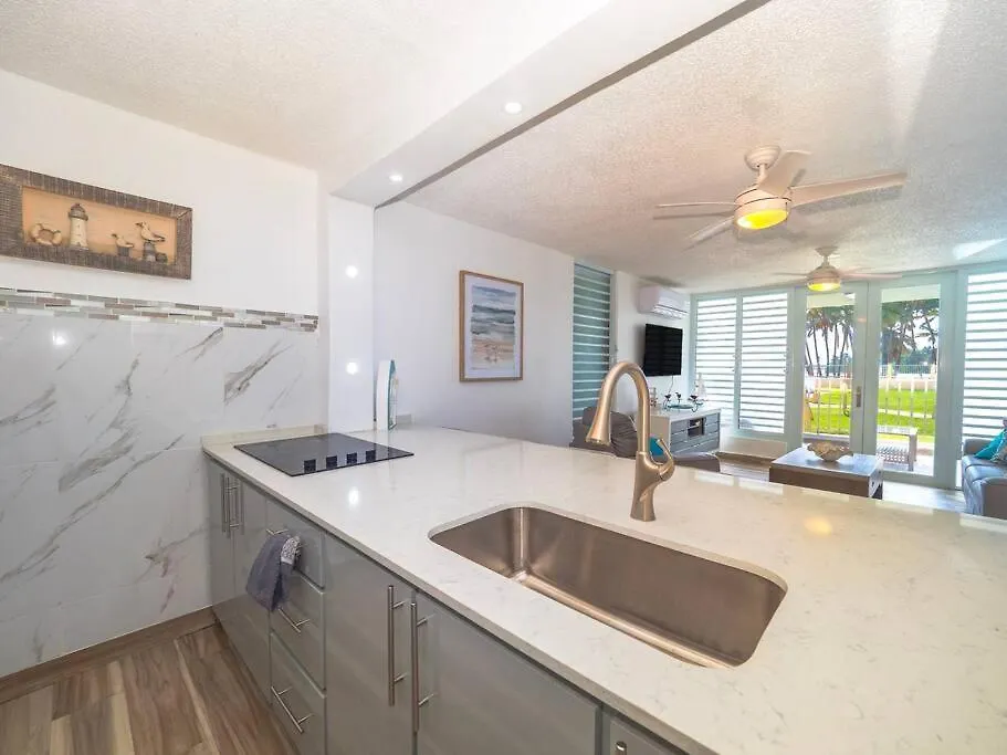 Steps To Beach, Ocean View, Pool Luquillo