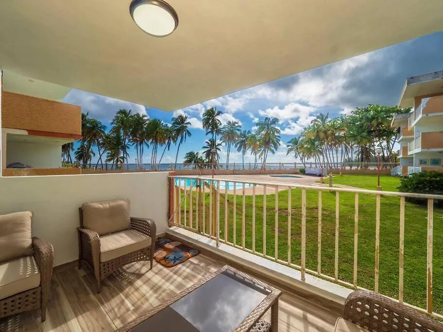 Lägenhet Steps To Beach, Ocean View, Pool Luquillo