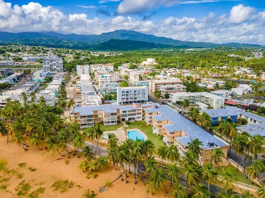 Steps To Beach, Ocean View, Pool Luquillo